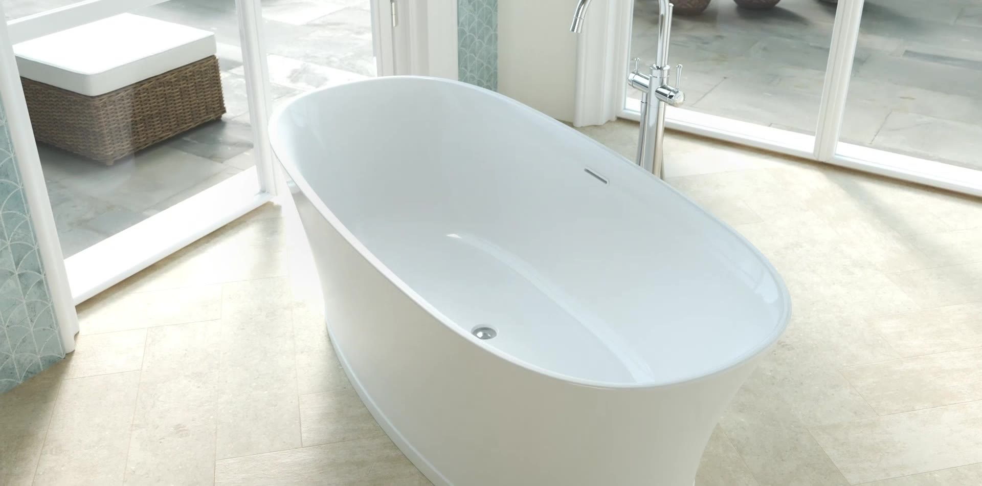 Riviere freestanding bath with floor-mounted filler