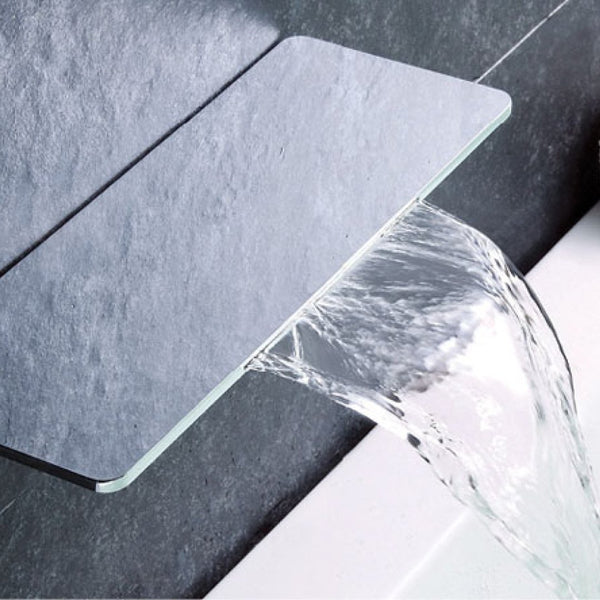 The Benefits of Using a Waterfall Spout in Your Bathroom