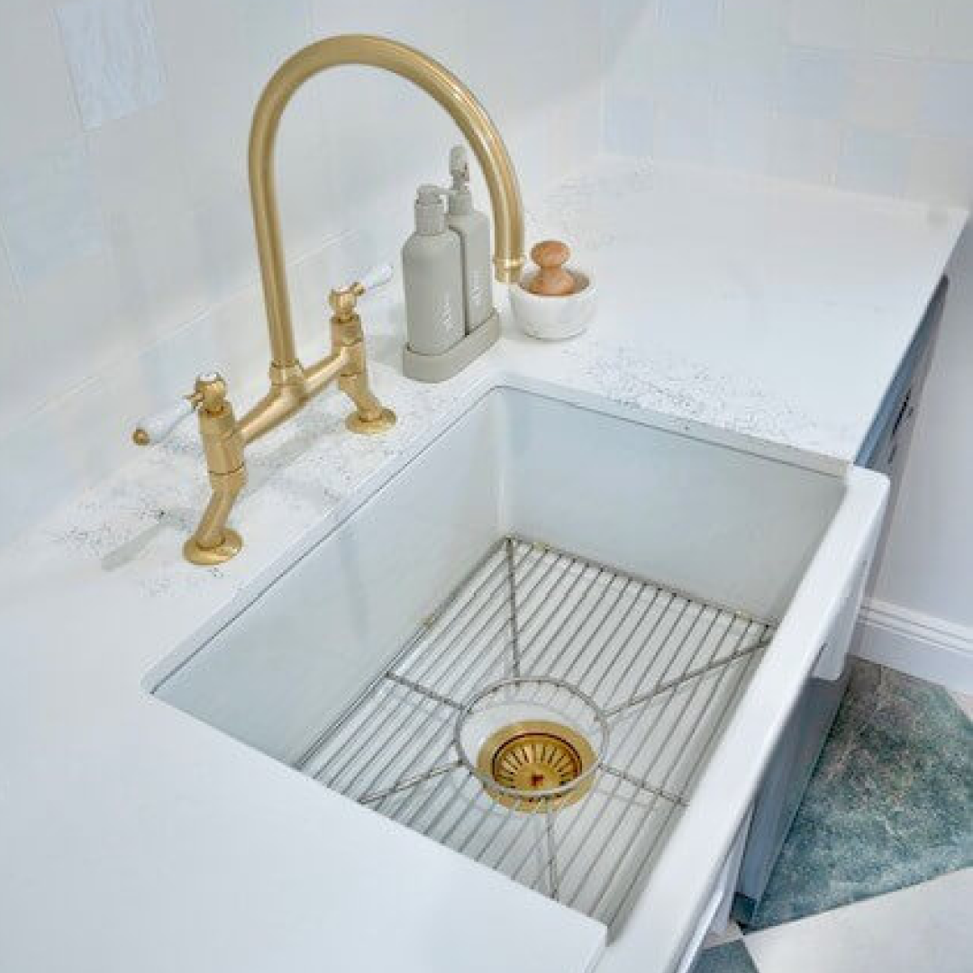 Turner Hastings 90 x 50mm Basket Waste & Long Thread - Brushed Brass - 90BW-BB