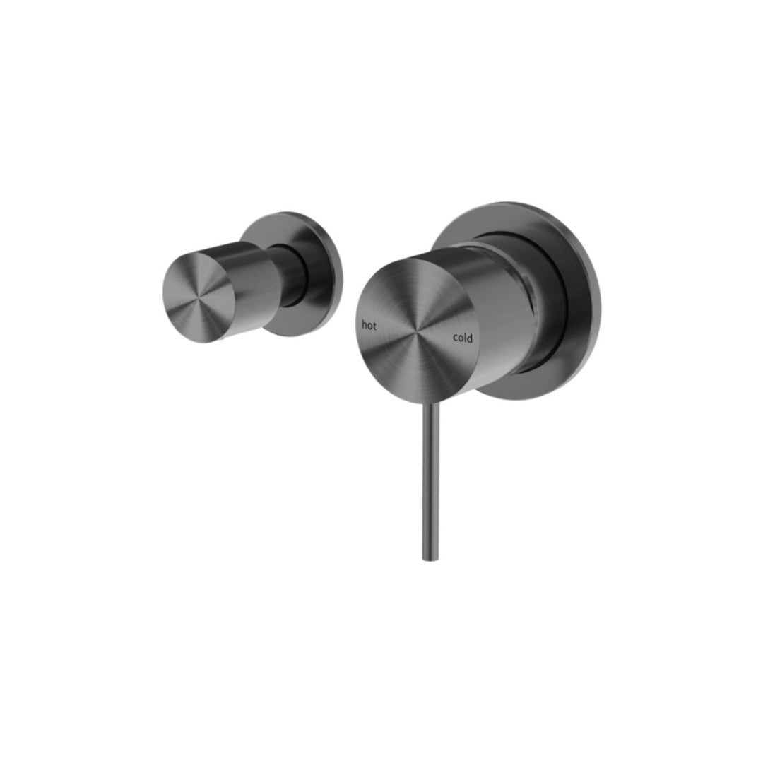 Nero Mecca Shower Mixer With Horizontal 2 Way Divertor - Gun Metal - NR221911uGM