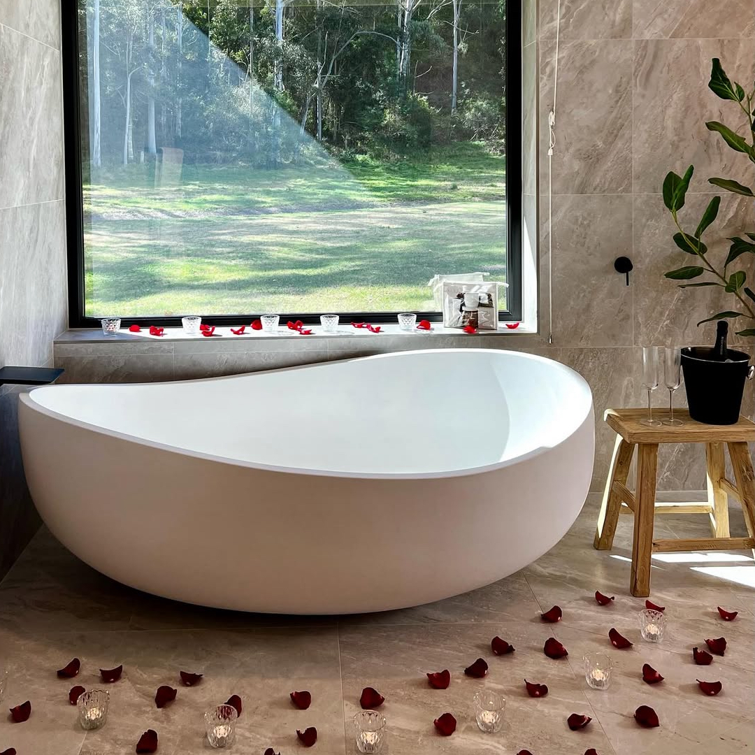 Pietra Bianca Onda 1800mm Freestanding Bath - Charcoal - PB4001-C