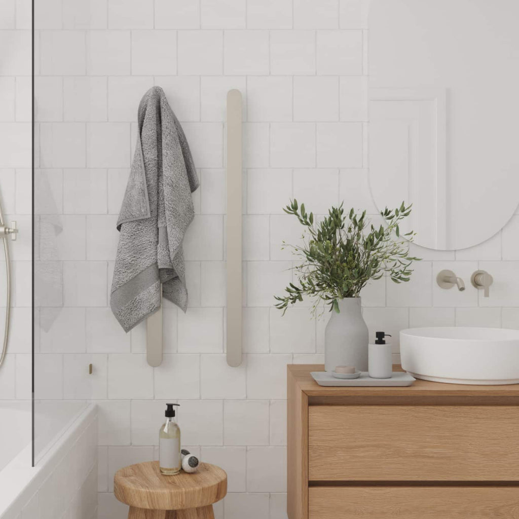 Thermorail 12V Flat/Pill Vertical Bar 900mm - VP900BN Brushed Nickel