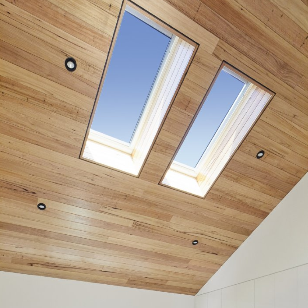 Velux VSS 550 x 980mm Solar Opening Pitched Roof Skylight - VSS C04 2004AE