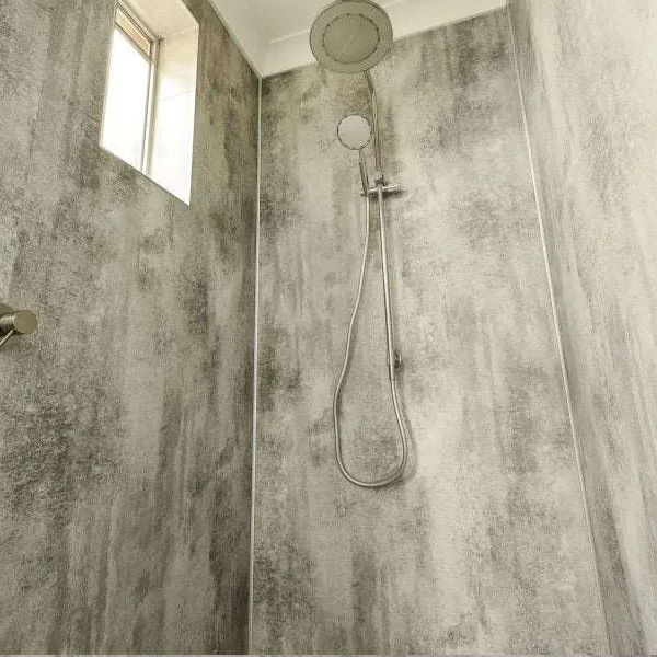 Mr Wet Wall Volcanic Gris Matte Panel - WWAUS017