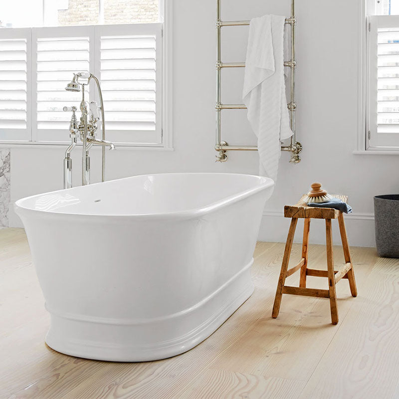 Turner Hastings Cambridge 174 TitanCast Bath - Satin Silk White Lifestyle