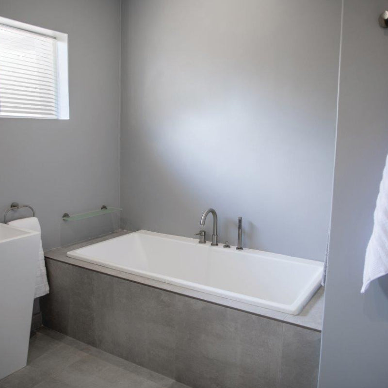 Dadoquartz - Charles 1700 Freestanding Bath - Satin