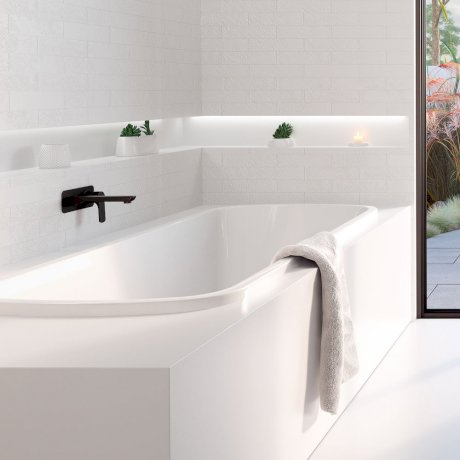 Caroma Urbane 1675mm Acrylic Island Bath No Overflow - Gloss White - UR7ISW